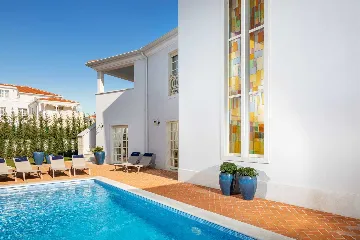 Contemporary Villa with Pool in Vabriga