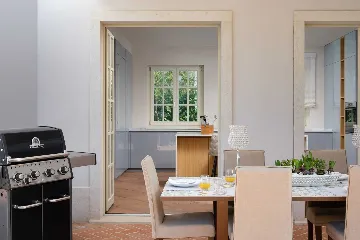 Contemporary Villa with Pool in Vabriga