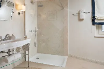 Contemporary Villa with Pool in Vabriga