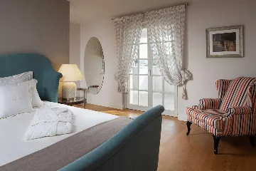 Spacious Villa Retreat with Pool near Vabriga