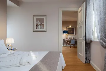 Spacious Villa Retreat with Pool near Vabriga