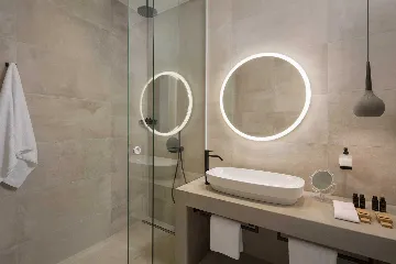 Modern Villa with Indoor and Outdoor Pools in Bale