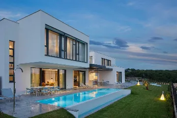 Modern Villa with Indoor and Outdoor Pools in Bale