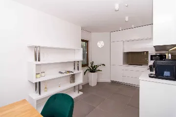 Contemporary Beachfront Villa with Sea Access in Okrug Donji