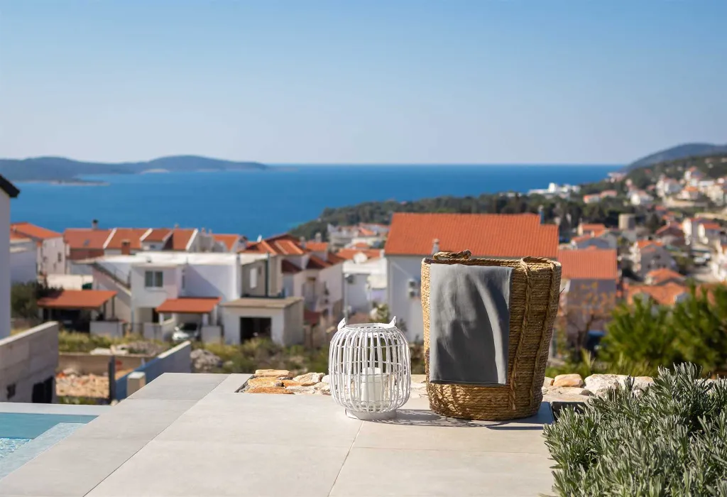 Modern Hillside Villa with Pool in Hvar