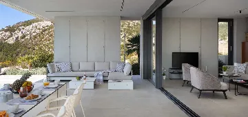 Modern Hillside Villa with Pool in Hvar