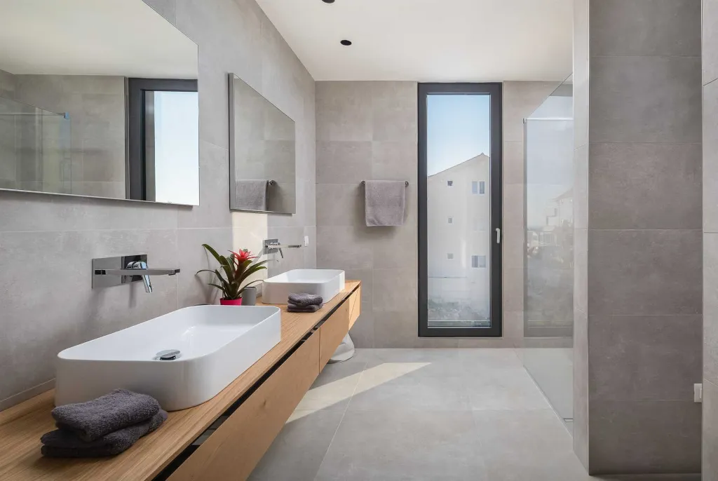 Modern Hillside Villa with Pool in Hvar