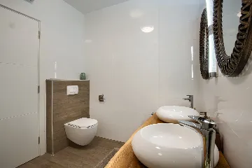 Spacious Private Villa with Pool in Svetvinčenat