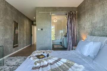 Spacious Private Villa with Pool in Svetvinčenat