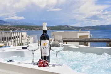 Modern 4-Bedroom Villa with Heated Pool in Posedarje