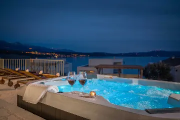 Modern 4-Bedroom Villa with Heated Pool in Posedarje