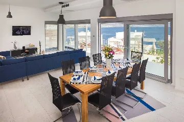 Modern 4-Bedroom Villa with Heated Pool in Posedarje