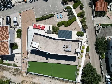 Modern 4-Bedroom Villa with Heated Pool in Posedarje