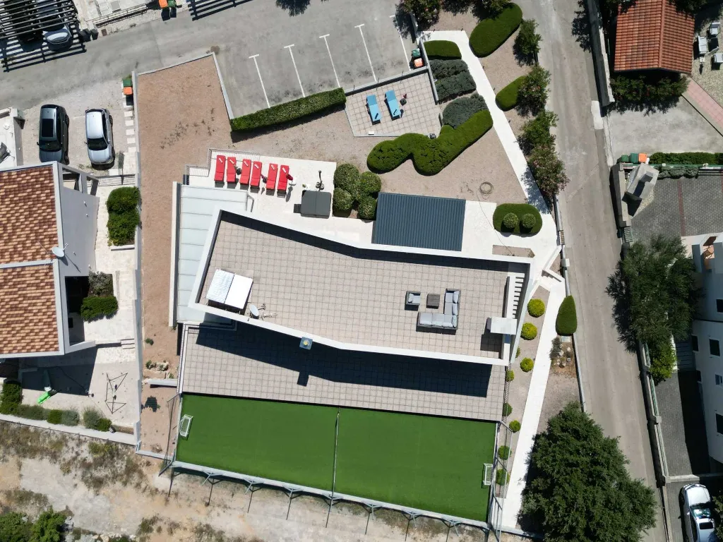 Modern 4-Bedroom Villa with Heated Pool in Posedarje