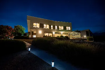 Modern 4-Bedroom Villa with Heated Pool in Posedarje