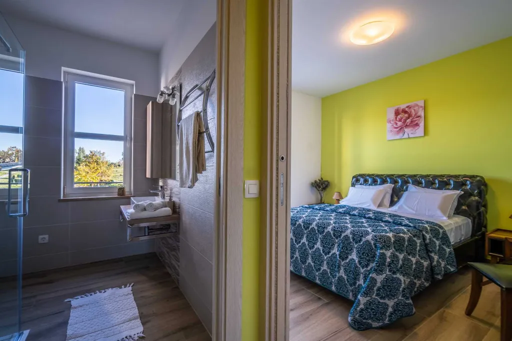 Spacious Family Villa with Pool in Marčana