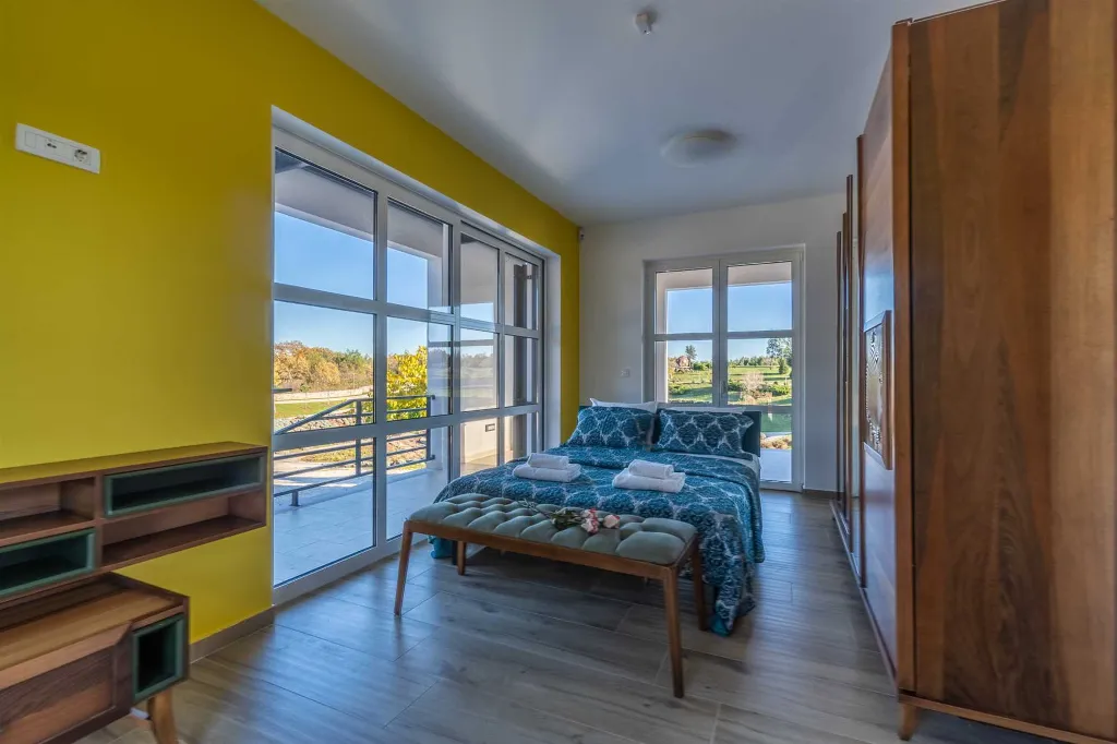Spacious Family Villa with Pool in Marčana
