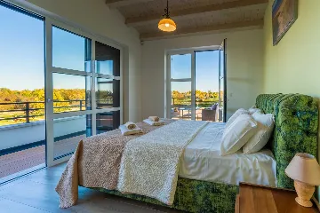 Spacious Family Villa with Pool in Marčana