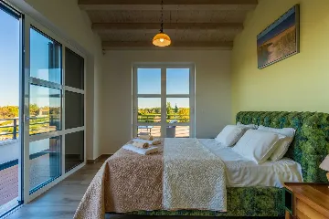 Spacious Family Villa with Pool in Marčana