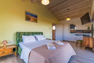 Spacious Family Villa with Pool in Marčana