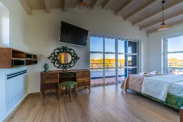 Spacious Family Villa with Pool in Marčana