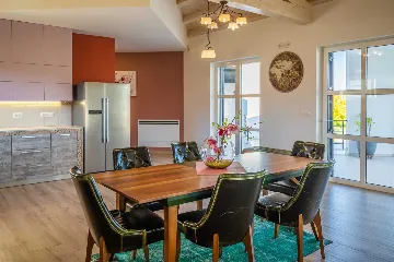 Spacious Family Villa with Pool in Marčana