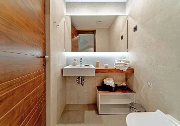 Modern Villa with Pool and Wellness, Promajna