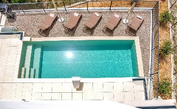 Modern Villa with Pool and Wellness, Promajna