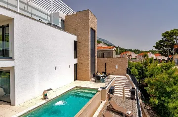 Modern Villa with Pool and Wellness, Promajna