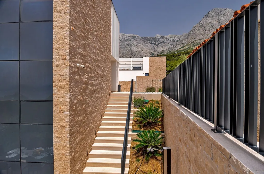 Modern Villa with Pool and Wellness, Promajna