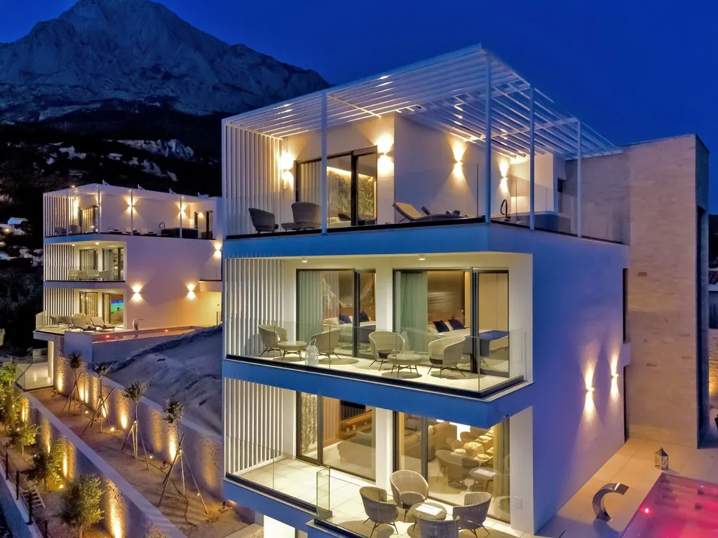 Modern Villa with Pool and Wellness, Promajna