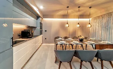 Modern Villa with Pool and Wellness, Promajna