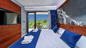 Modern Villa with Pool and Wellness, Promajna