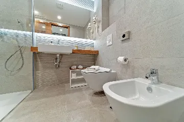 Modern Villa with Pool and Wellness, Promajna