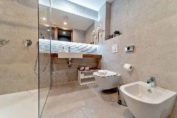 Modern Villa with Pool and Wellness, Promajna