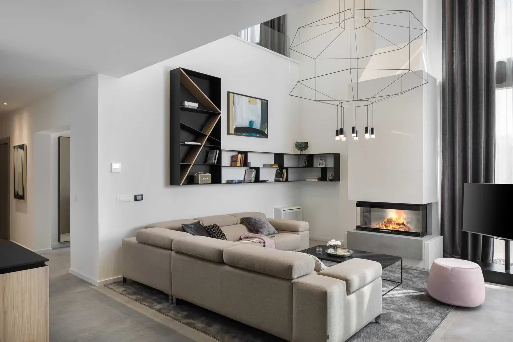 Modern Villa with Heated Pool in Pula