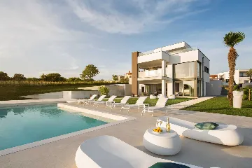 Modern Villa with Heated Pool in Pula