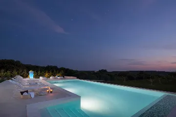 Modern Villa with Heated Pool in Pula