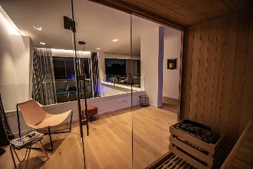 Modern Villa with Heated Pool in Pula