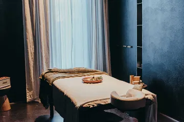 Premium Seafront Villa with Heated Pool in Stari Grad