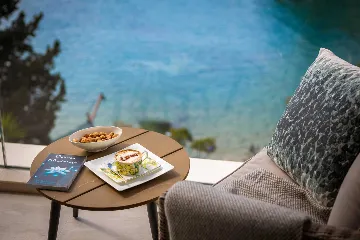 Seaside Family Villa with Pool in Vela Luka