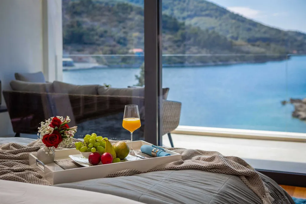 Seaside Family Villa with Pool in Vela Luka