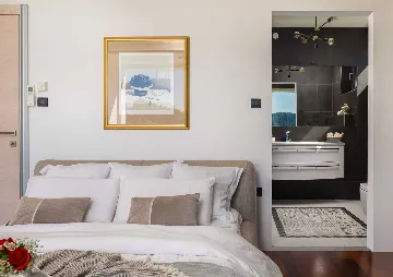 Seaside Family Villa with Pool in Vela Luka