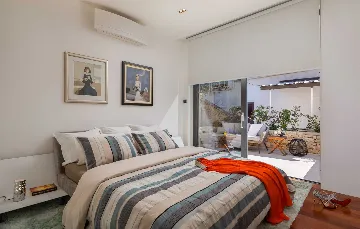 Seaside Family Villa with Pool in Vela Luka