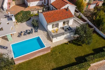 Private Pool Villa with Garden in Žaborić
