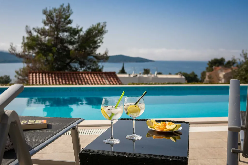 Private Pool Villa with Garden in Žaborić
