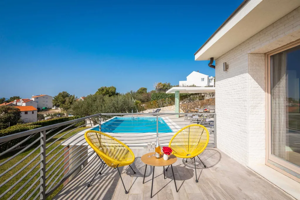 Private Pool Villa with Garden in Žaborić