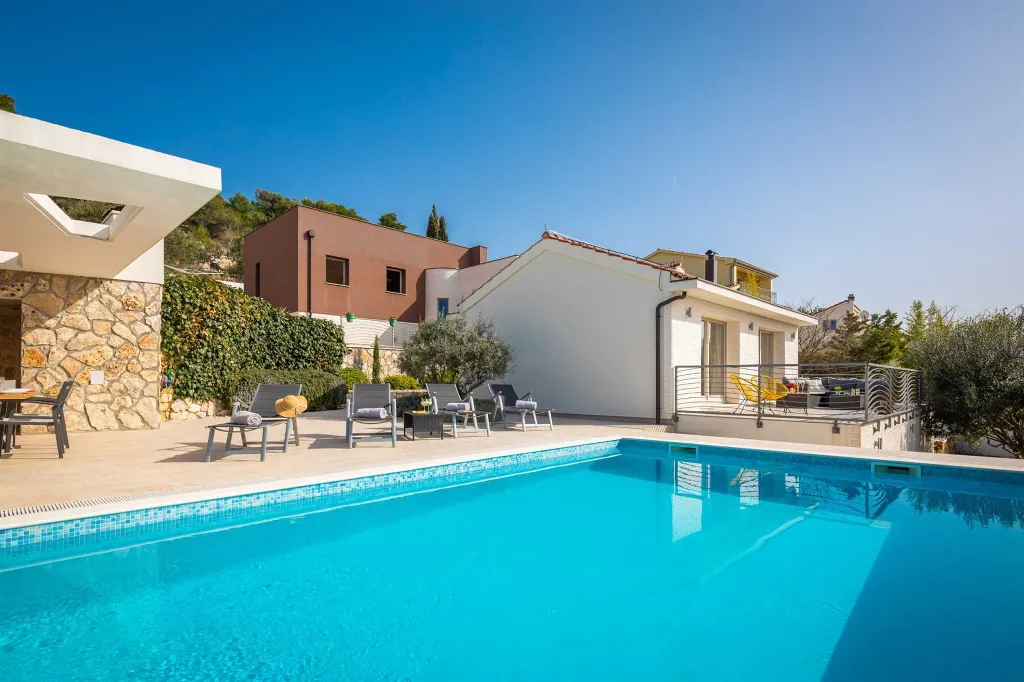 Private Pool Villa with Garden in Žaborić