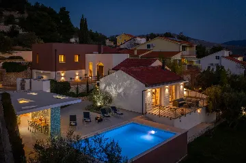 Private Pool Villa with Garden in Žaborić