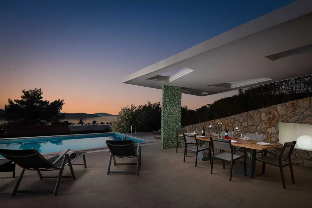 Private Pool Villa with Garden in Žaborić